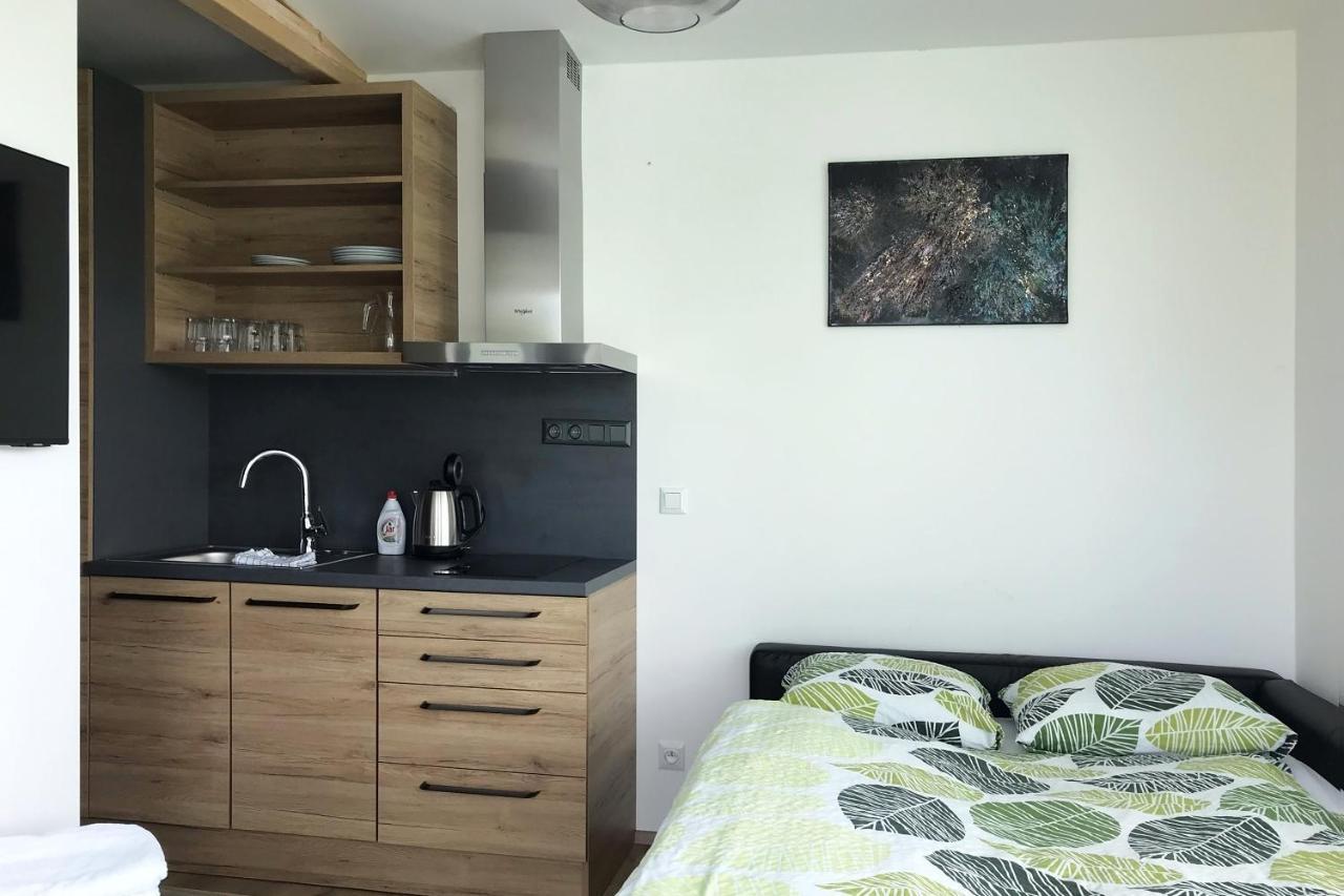 Hotel Na Zelenem Statku Rasovice  Zewnętrze zdjęcie